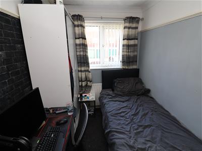 Picture 12